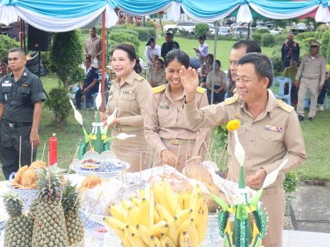 พิธีบวงสรวงอนุสาวรีย์เราสู้ ประจำปี 2568