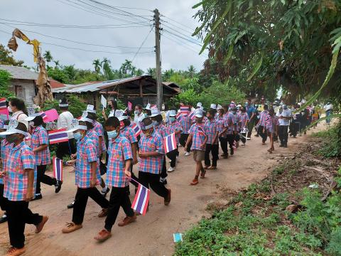 ภาพถ่ายรณรงค์การเลือกตั้งองค์การบริหารส่วนตำบลส้มป่อย